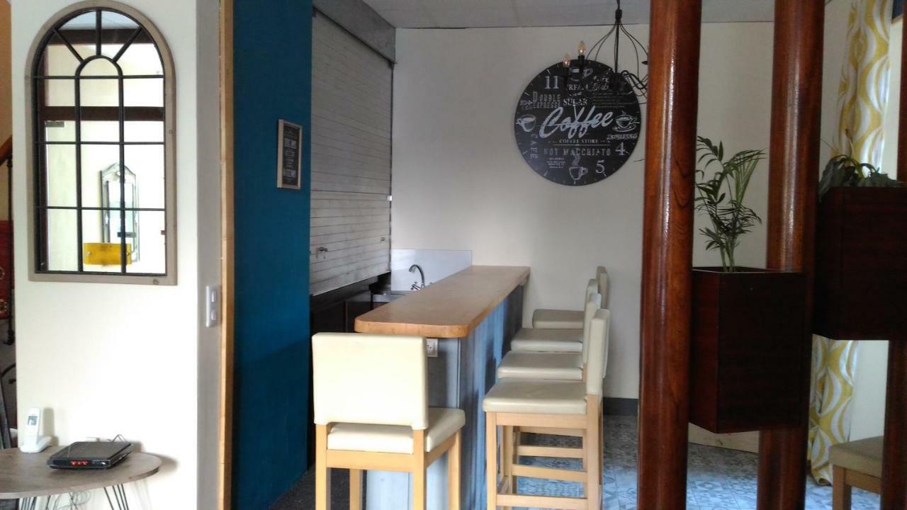 La Tour Pom'Pin Acomodação com café da manhã La Bourboule Exterior foto